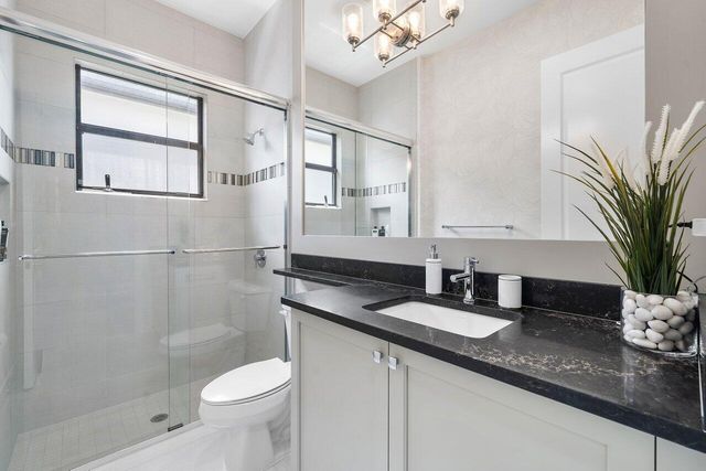 9850 Evergreen Woods Lane, Boynton Beach, FL 33473