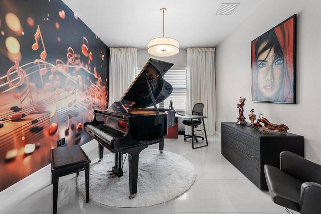 9850 Evergreen Woods Lane, Boynton Beach, FL 33473