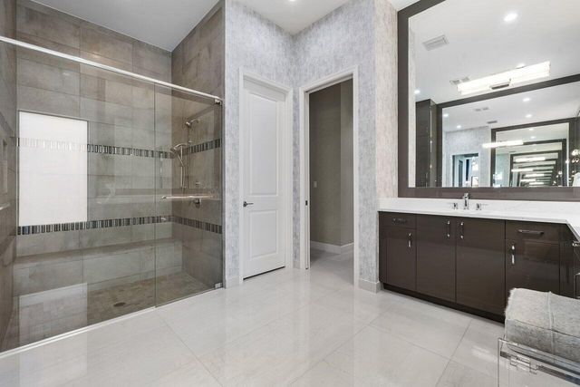 9850 Evergreen Woods Lane, Boynton Beach, FL 33473
