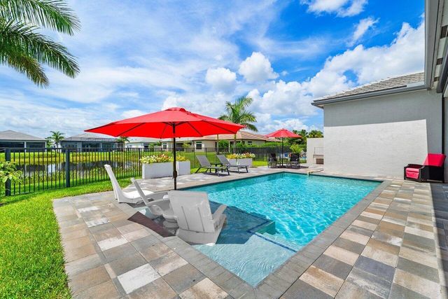 9850 Evergreen Woods Lane, Boynton Beach, FL 33473