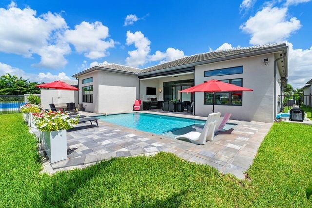 9850 Evergreen Woods Lane, Boynton Beach, FL 33473