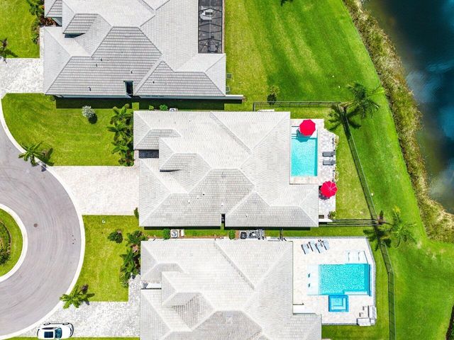 9850 Evergreen Woods Lane, Boynton Beach, FL 33473
