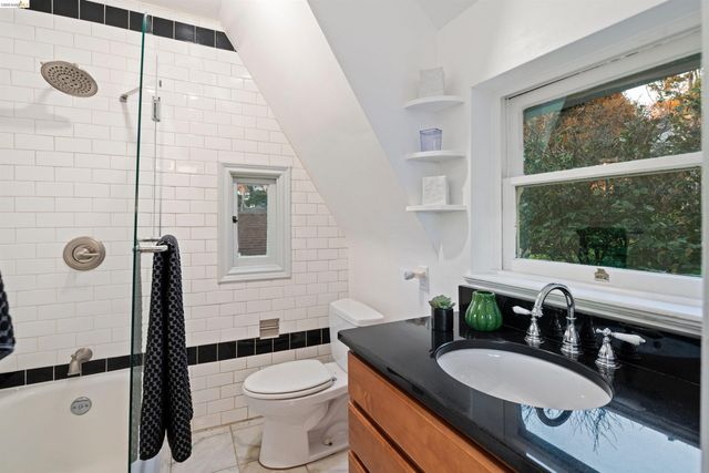 1101 Amador Ave, Berkeley, CA 94707