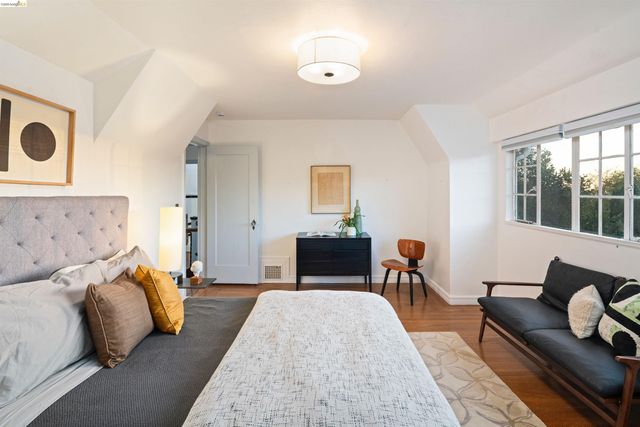 1101 Amador Ave, Berkeley, CA 94707
