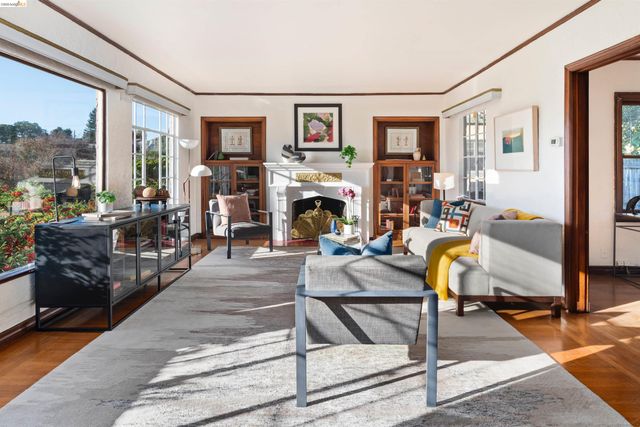 1101 Amador Ave, Berkeley, CA 94707