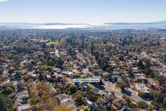 1101 Amador Ave, Berkeley, CA 94707