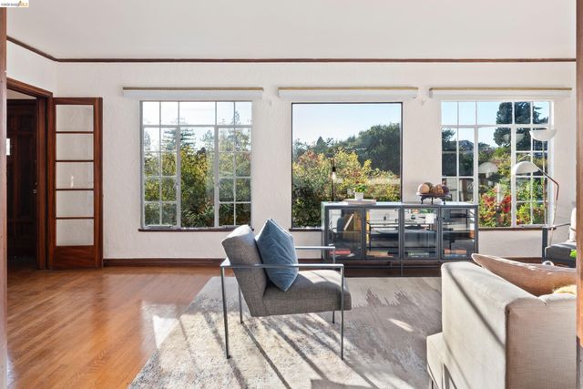 1101 Amador Ave, Berkeley, CA 94707