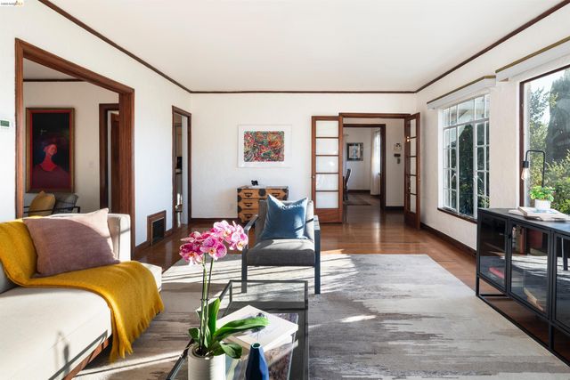 1101 Amador Ave, Berkeley, CA 94707