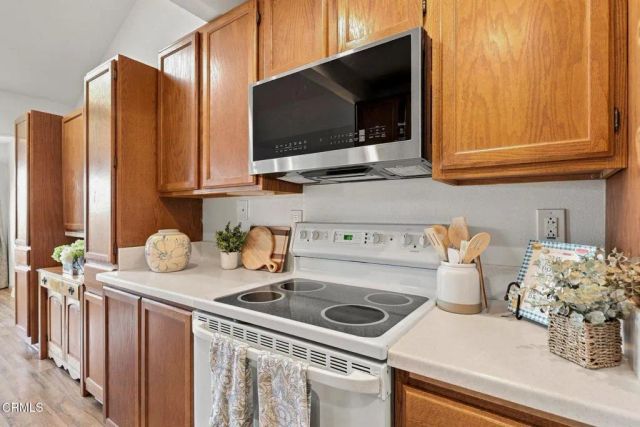 16165 Village 16, Camarillo, CA 93012