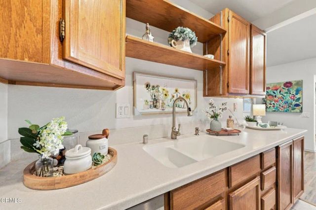 16165 Village 16, Camarillo, CA 93012