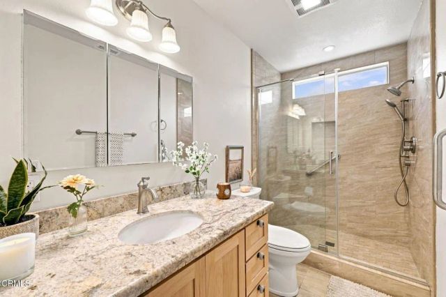 16165 Village 16, Camarillo, CA 93012