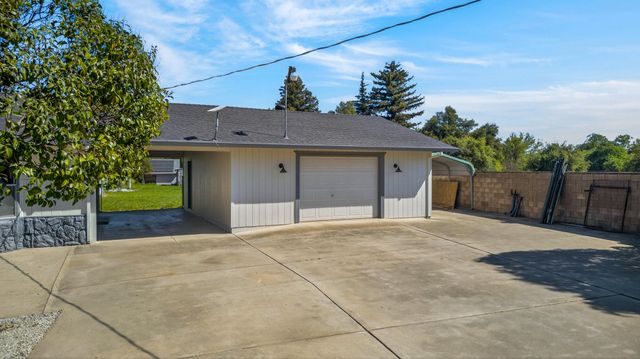 19370 Lassen Drive, Cottonwood, CA 96022