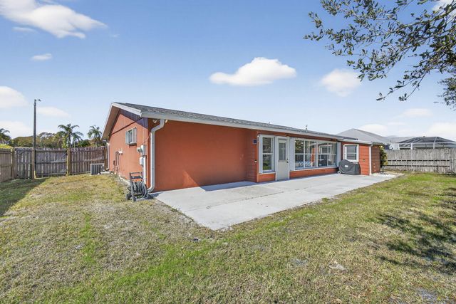273 NE Orchard Street, Port St. Lucie, Port St Lucie, FL 34983