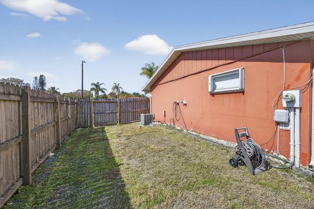 273 NE Orchard Street, Port St. Lucie, Port St Lucie, FL 34983