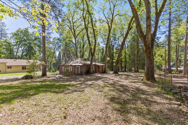660 Glenwood Rd, Grass Valley, CA 95945