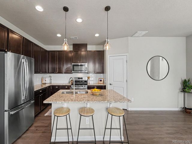 9251 Garnett Way C, Arvada, CO 80007