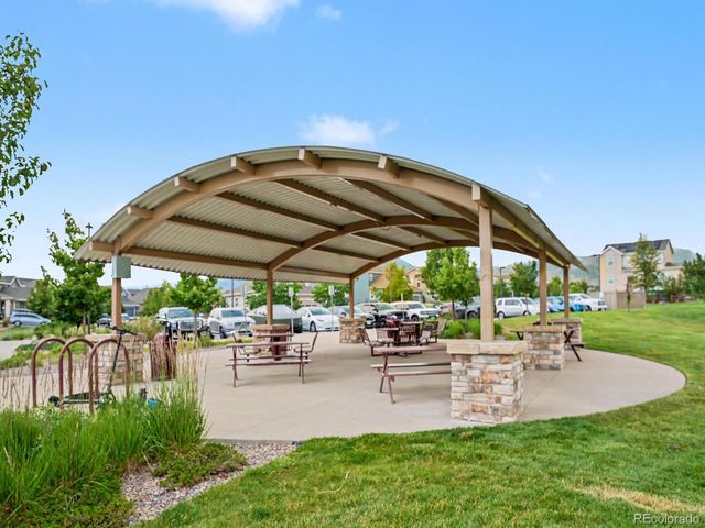 9251 Garnett Way C, Arvada, CO 80007