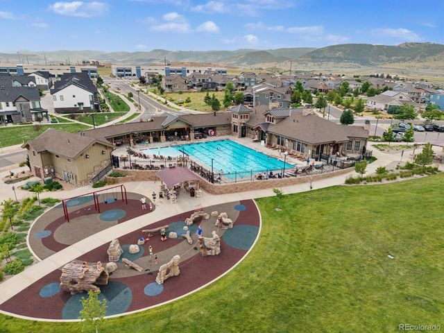 9251 Garnett Way C, Arvada, CO 80007