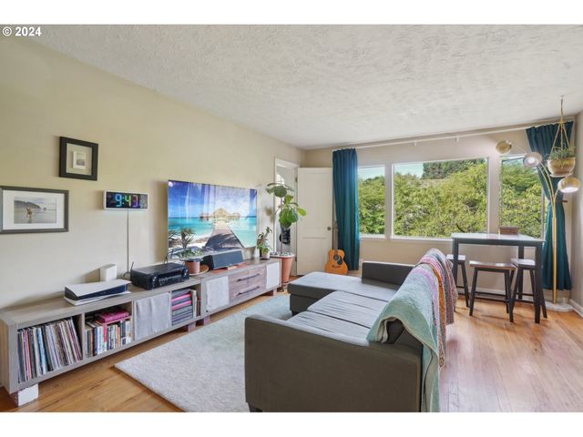 1406 Ne 21ST Ave 14, Portland, OR 97232