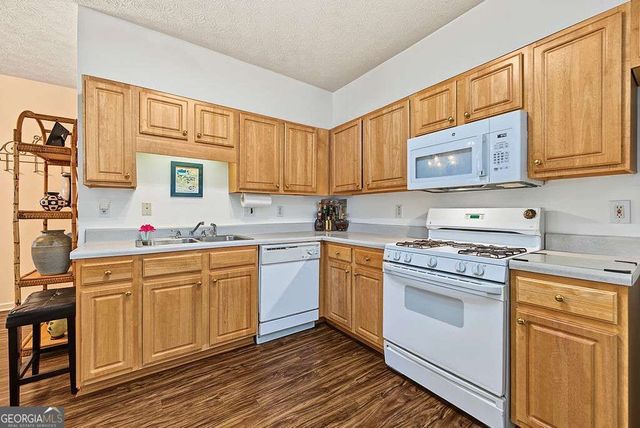 4003 Villa Springs Court, Powder Springs, GA 30127