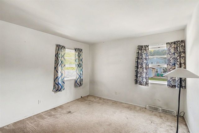6316 Peachtree Street, Portage, MI 49024