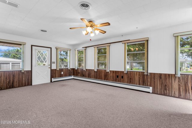 35 Puerto Vallarta Street, Toms River, NJ 08757