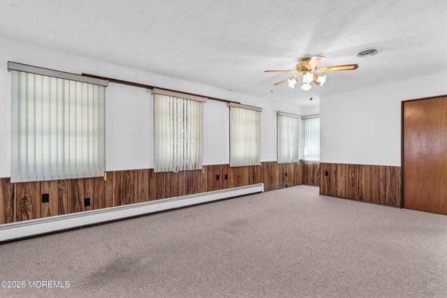 35 Puerto Vallarta Street, Toms River, NJ 08757