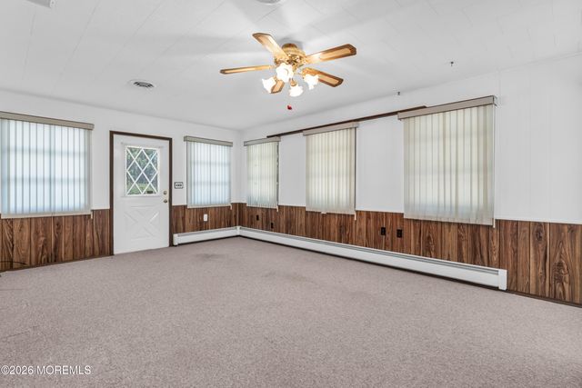35 Puerto Vallarta Street, Toms River, NJ 08757