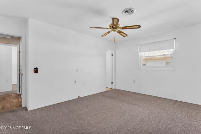 35 Puerto Vallarta Street, Toms River, NJ 08757