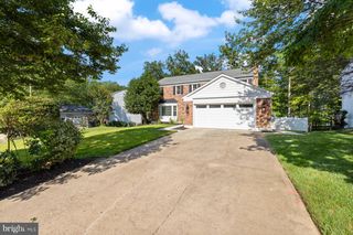 9368 TOVITO DR, Fairfax, VA 22031