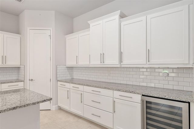 11890 SW 33RD LANE, Gainesville, FL 32608