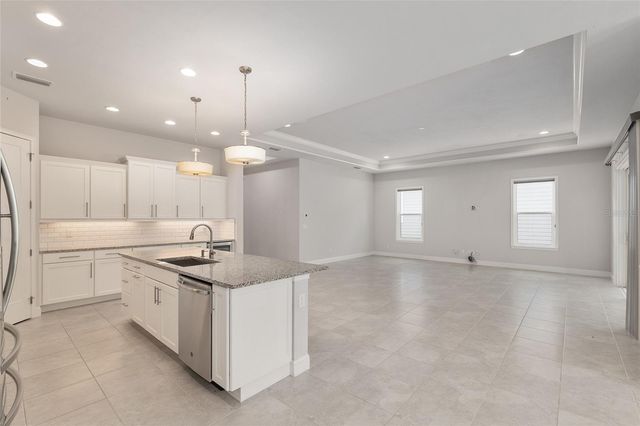 11890 SW 33RD LANE, Gainesville, FL 32608