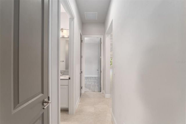 11890 SW 33RD LANE, Gainesville, FL 32608