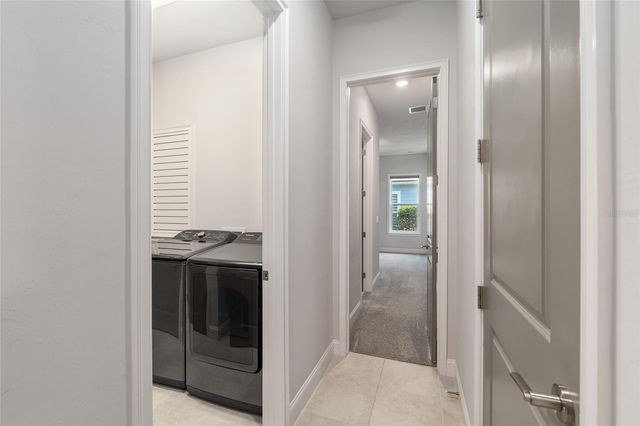 11890 SW 33RD LANE, Gainesville, FL 32608