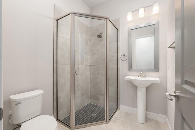 11890 SW 33RD LANE, Gainesville, FL 32608