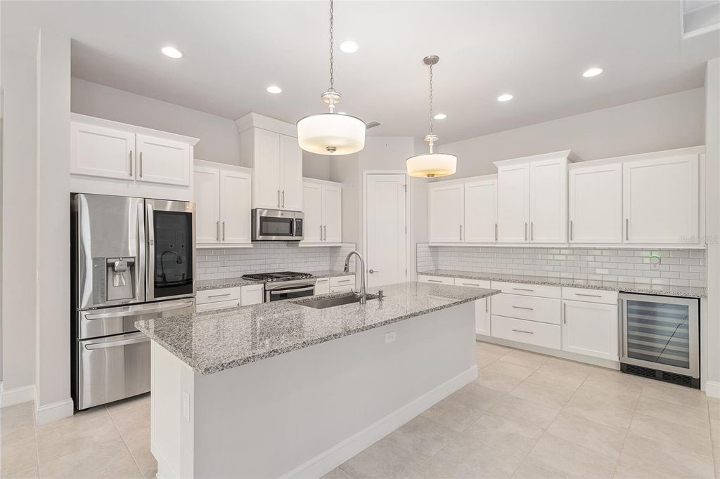 Image 21 of property listing at 11890 SW 33RD LANE, Gainesville, FL 32608