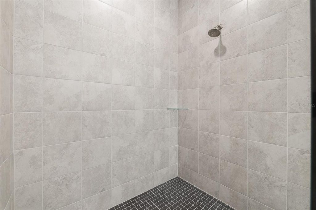 Image 40 of property listing at 11890 SW 33RD LANE, Gainesville, FL 32608