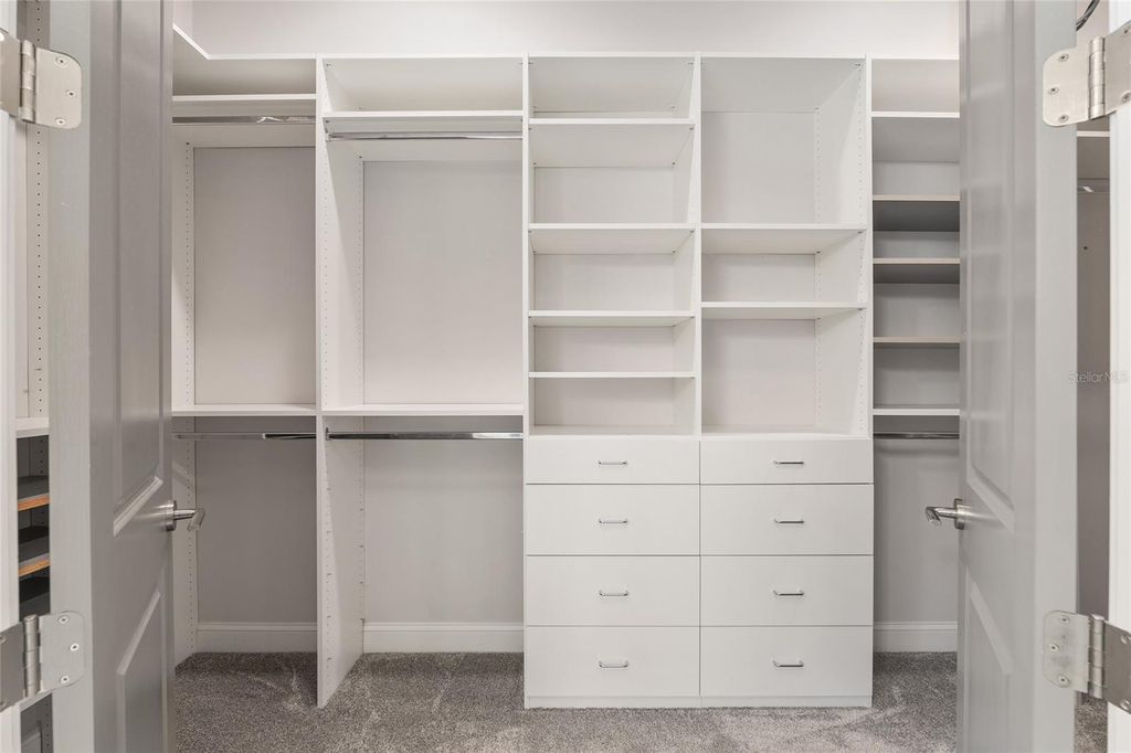 Image 42 of property listing at 11890 SW 33RD LANE, Gainesville, FL 32608