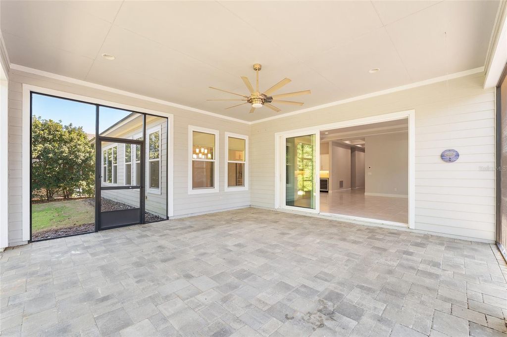 Image 63 of property listing at 11890 SW 33RD LANE, Gainesville, FL 32608