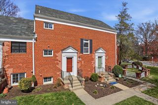 3105 MARTHA CUSTIS DR, Alexandria, VA 22302