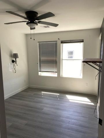 4007 King Street, Houston, TX 77026