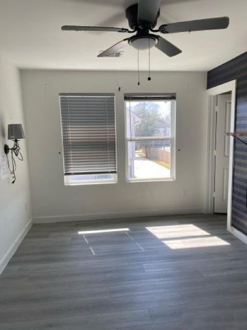 4007 King Street, Houston, TX 77026