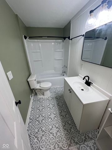 2530 N Temple Avenue, Indianapolis, IN 46218