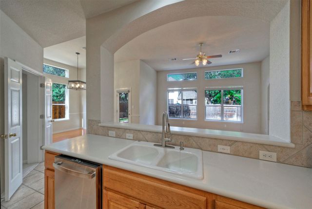 2616 Henley DR, Round Rock, TX 78681