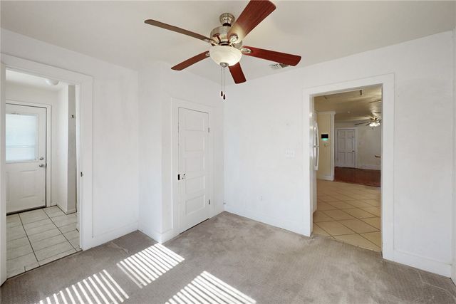 601 West Mustang Street, Caldwell, TX 77836