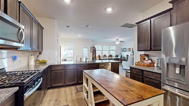 4005 Glastonbury Road, Mckinney, TX 75071