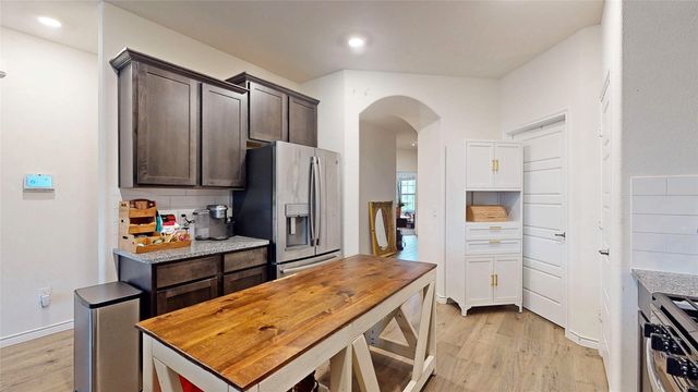 4005 Glastonbury Road, Mckinney, TX 75071