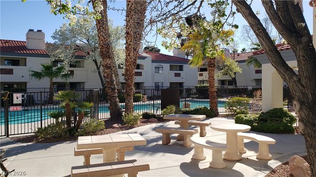 8455 West SAHARA Avenue 146, Las Vegas, NV 89117