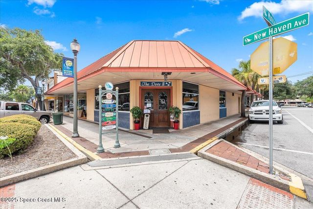 1465 S Harbor City Boulevard 902, Melbourne, FL 32901