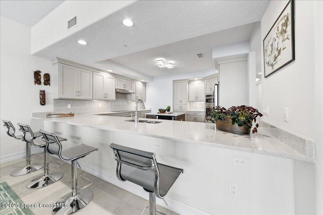 1465 S Harbor City Boulevard 902, Melbourne, FL 32901
